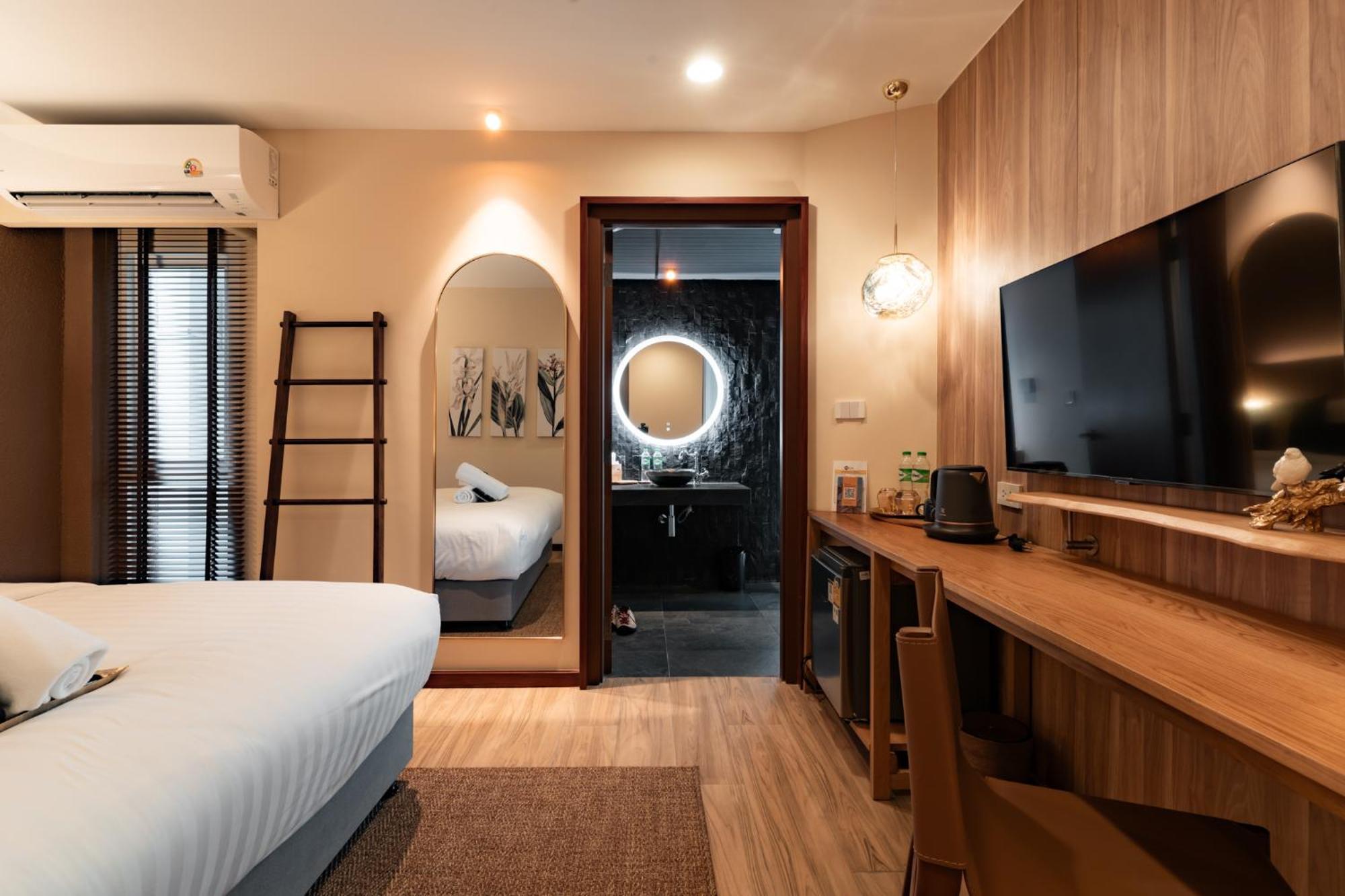 Mybed Chonburi Hotel Exterior photo